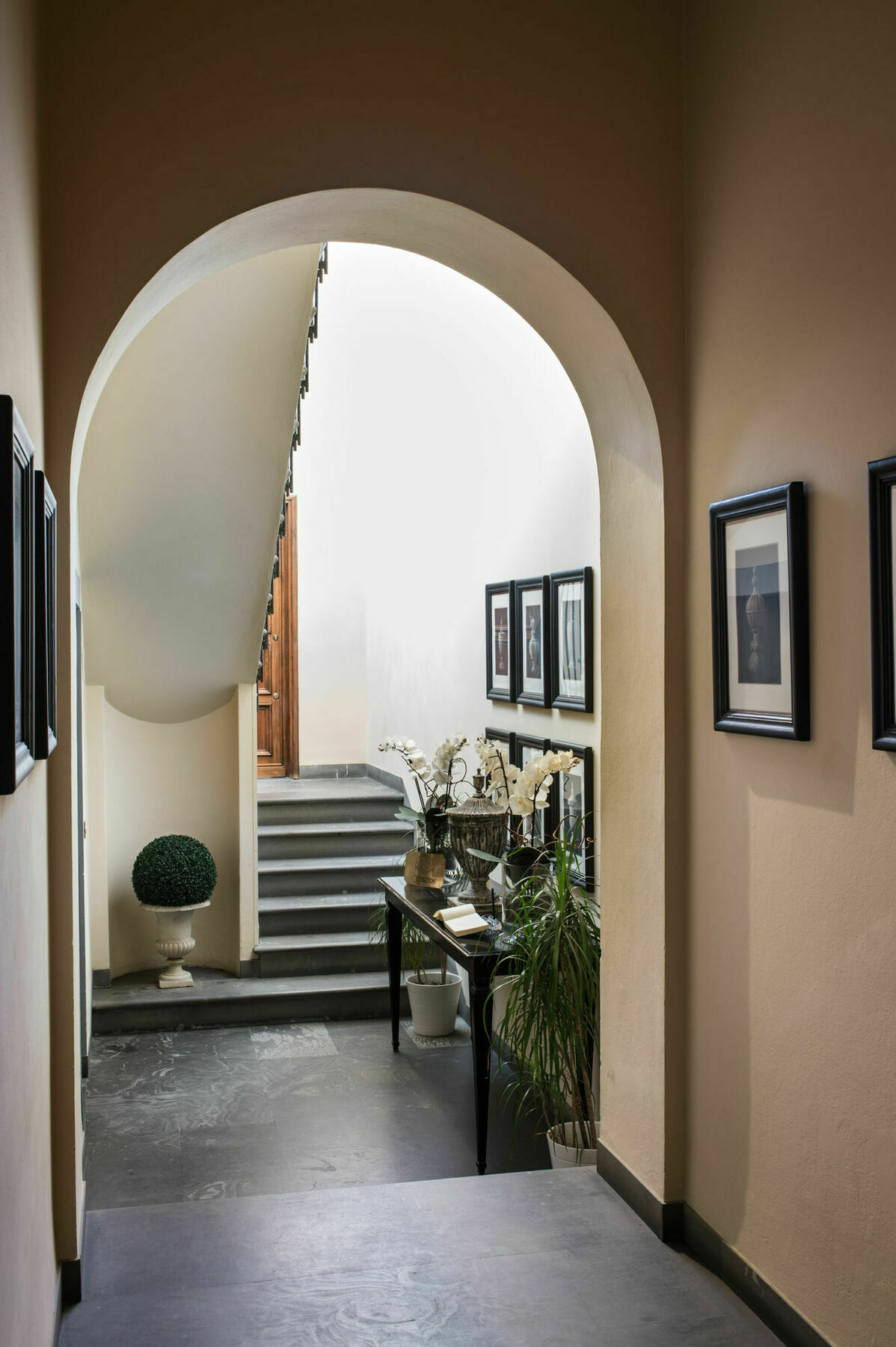 Tornabuoni Suites Collection Residenza D'Epoca Florence Exterior photo